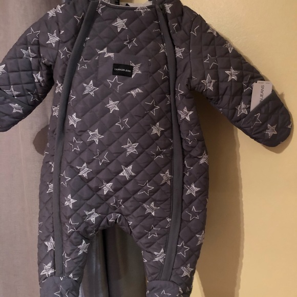 6/9 Calvin Klein - Picture 1 of 4